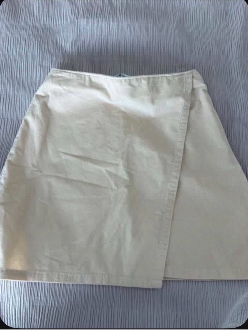 Hollister Cream A-Line Wrap Skirt